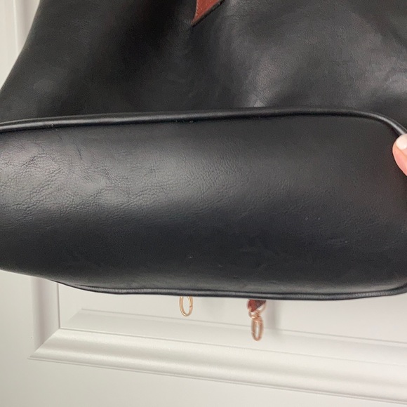 Handbag - Picture 5 of 6